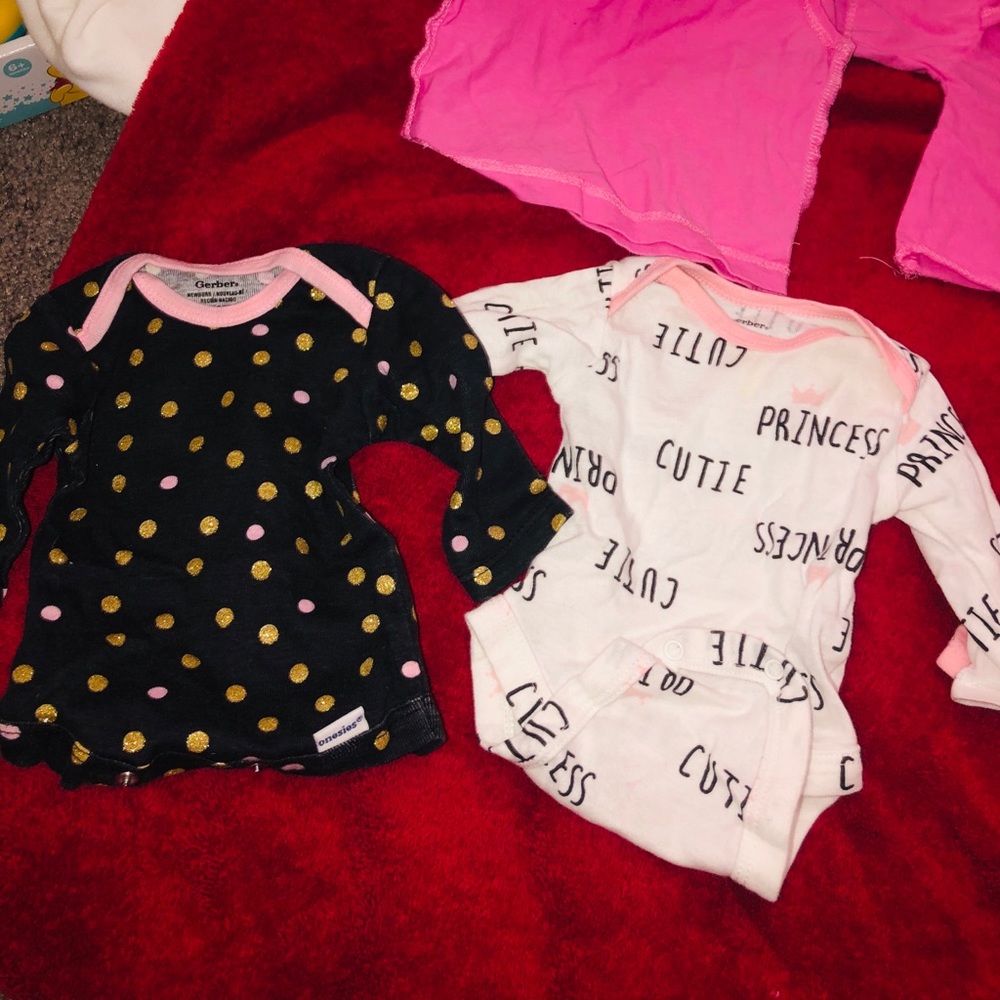 NEWBORN SIZE ONEZIES SHIRTS